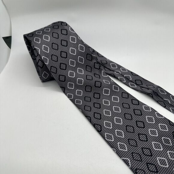 A. Vincenzo Tie Gray Scale Geometric Polyester Necktie - Picture 3 of 5